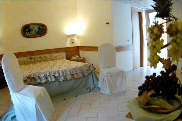 Hotel Pace San Giovanni Rotondo Zimmer foto